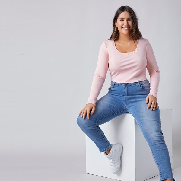 

Plus Solid Crop Tee, Pastel baby pink