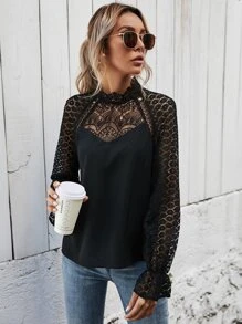 SHEIN Frenchy 緹花蕾絲面後鎖孔襯衫