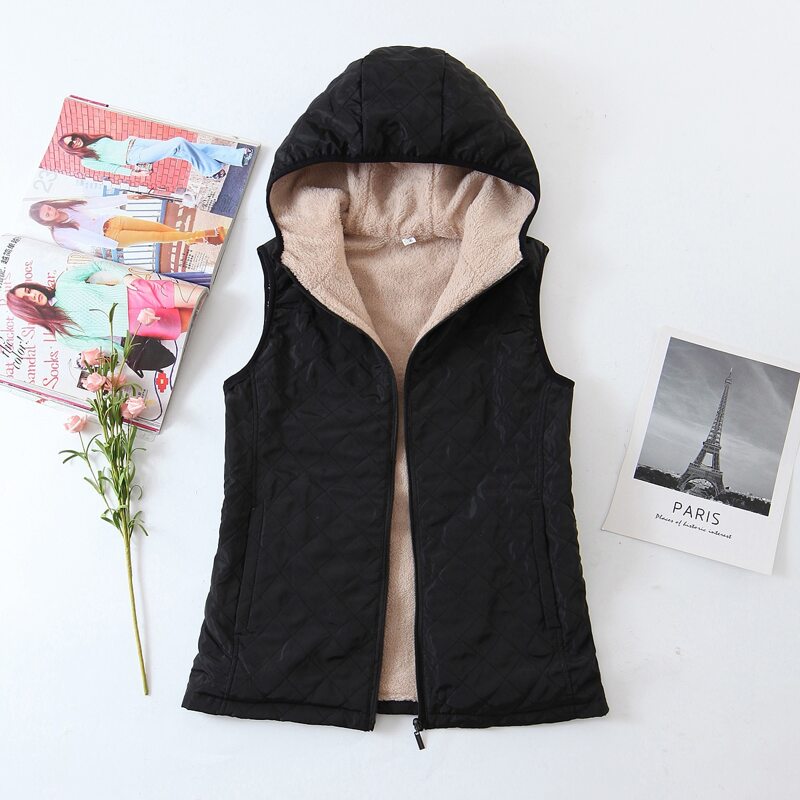 

Flannel Lined Hooded Quilted Gilet, Black
