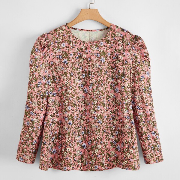 

Plus Allover Floral Print Blouse, Multicolor