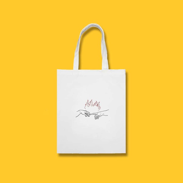 

Hand Graphic Shopper Bag, White