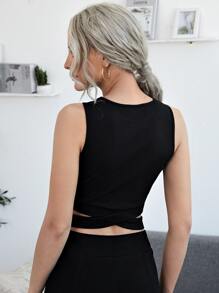 SHEIN Essnce Crisscross Hem Crop Tank Top - Black - View 2