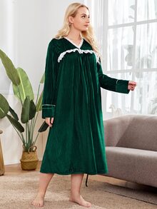 SHEIN 大碼緹花蕾絲邊天鵝絨睡裙 - 墨綠色 - 查看 4
