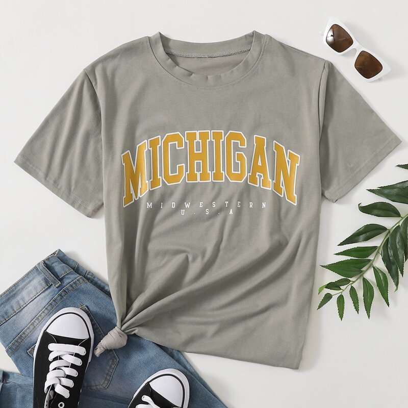 

Letter Graphic Short Sleeve Tee, Grey