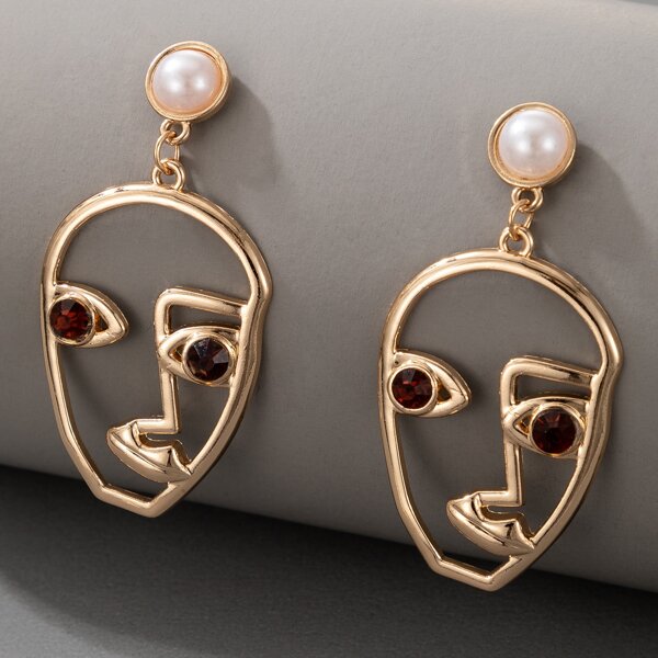 

Figure Charm Drop Earrings, Gold