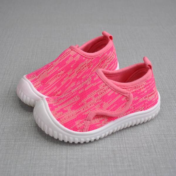 

Toddler Girls Wide Fit Velcro Strap Sneakers, Hot pink
