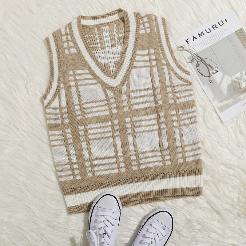 

Plaid V Neck Sweater Vest, Khaki