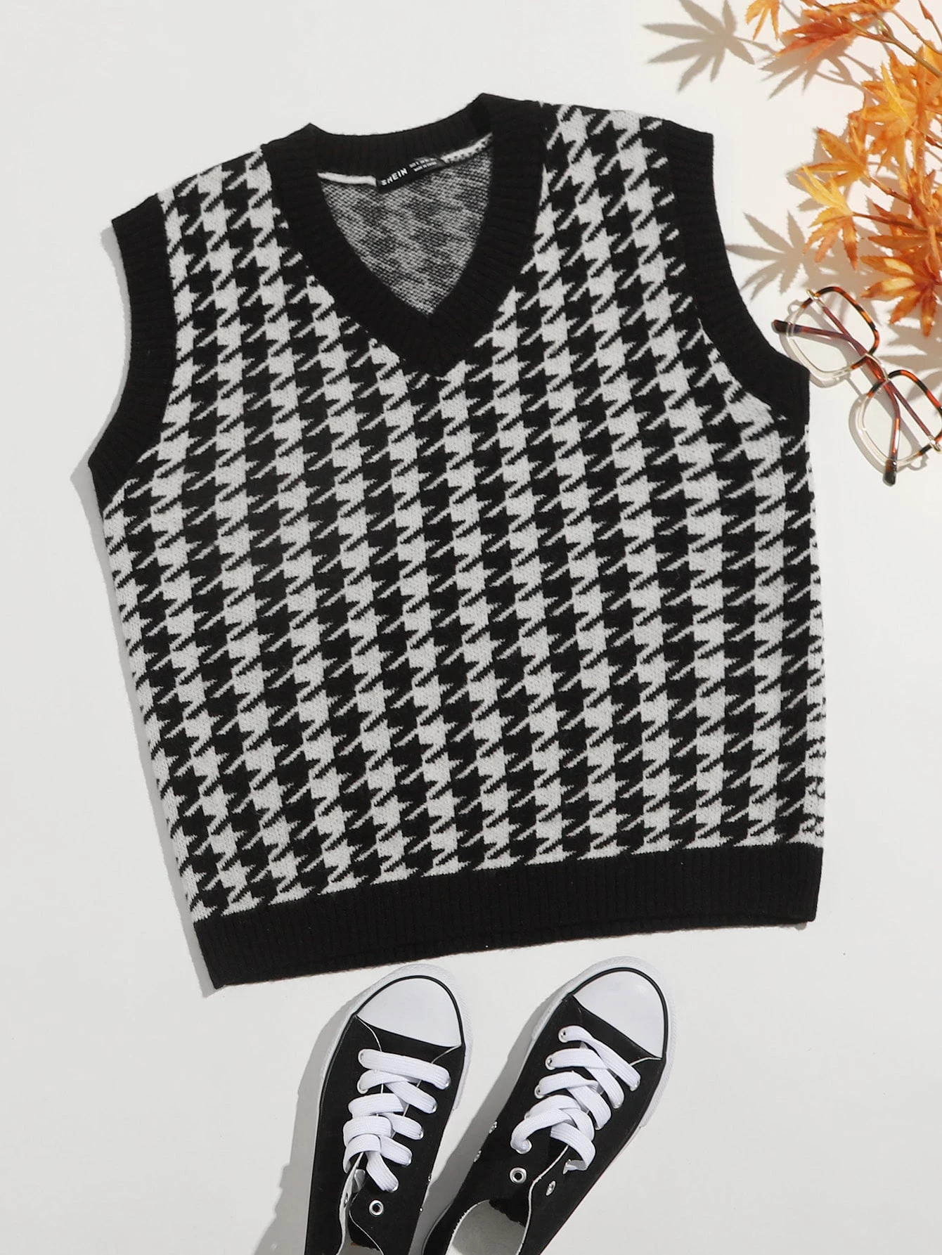 houndstooth v neck vest