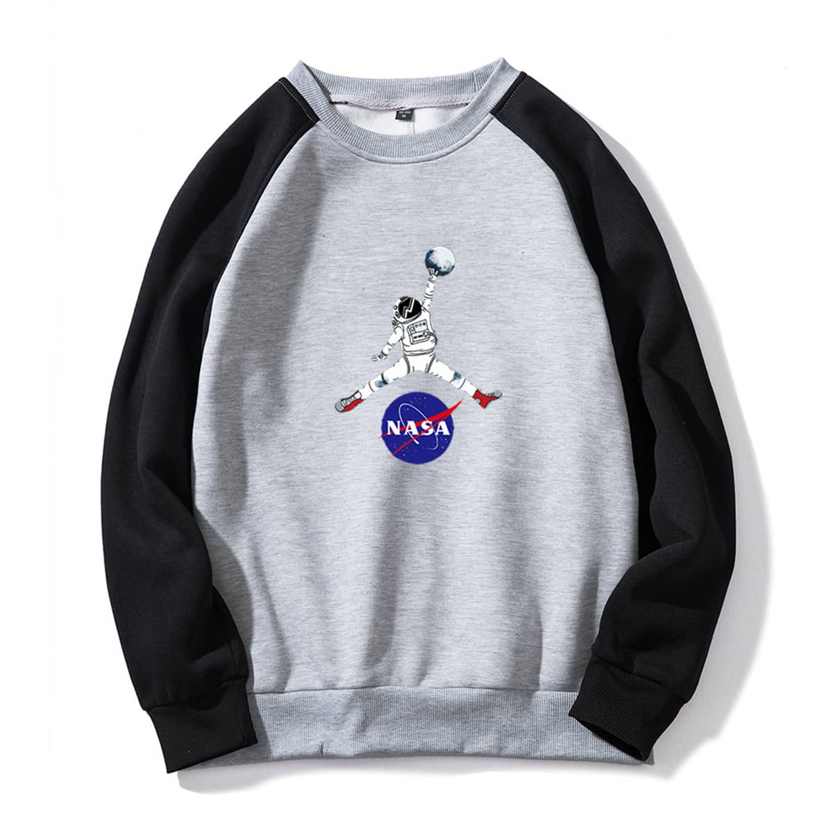 

Guys Letter Spaceman Graphic Colorblock Sweatshirt, Light grey