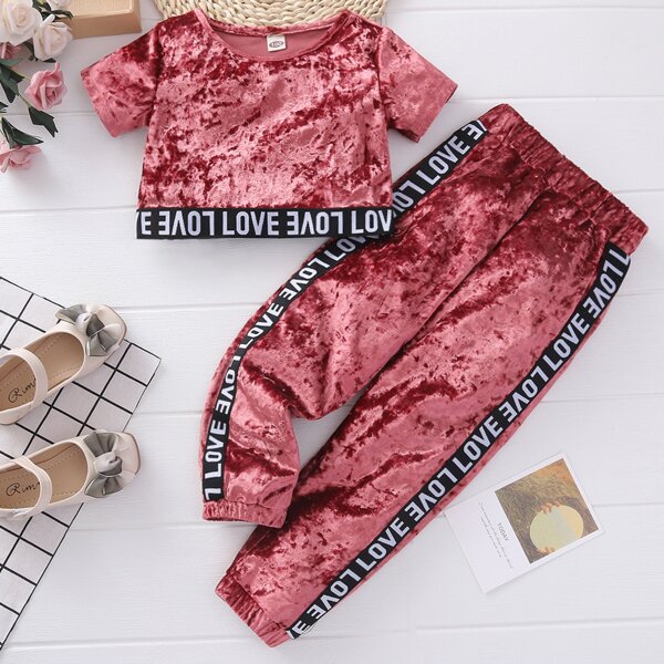 

Toddler Girls Letter Graphic Velvet Tee & Pants, Redwood