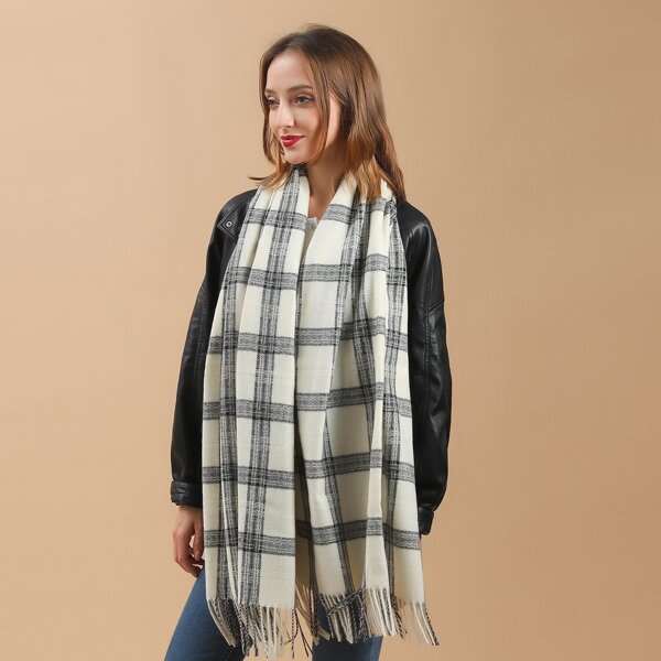 

Plaid Pattern Scarf, Black and white