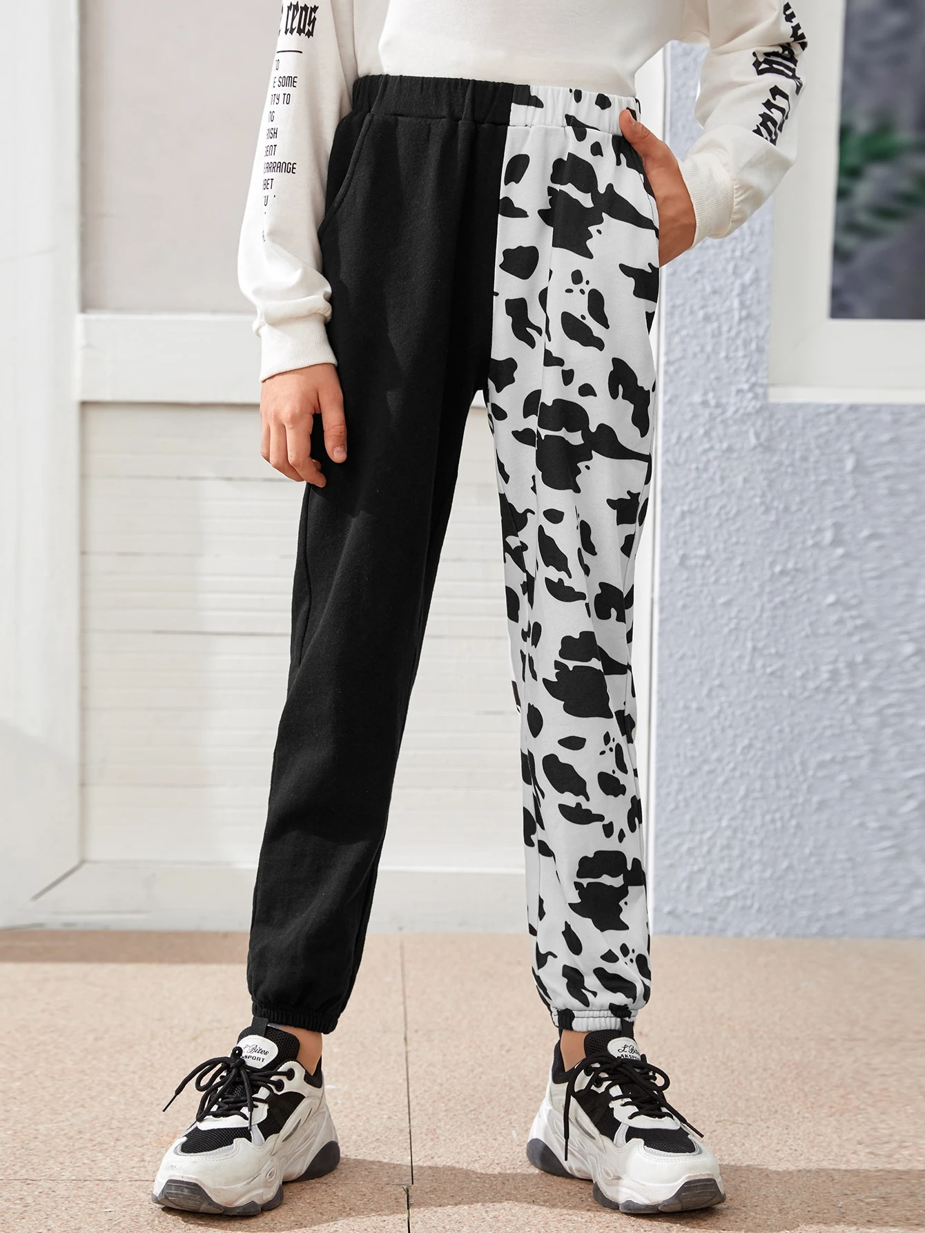 pantalon motif vache