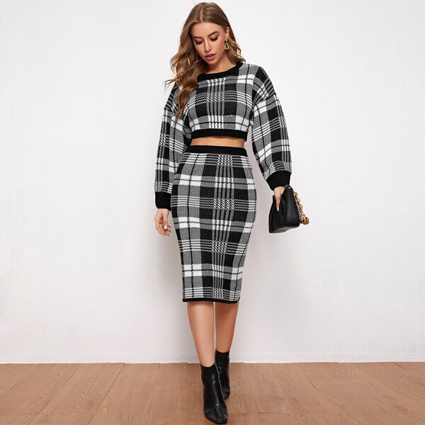 

Plaid Pattern Drop Shoulder Sweater & Knit Skirt, Black and white