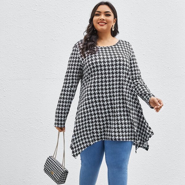 

Plus Houndstooth Print Asymmetrical Hem Longline Tee, Black and white