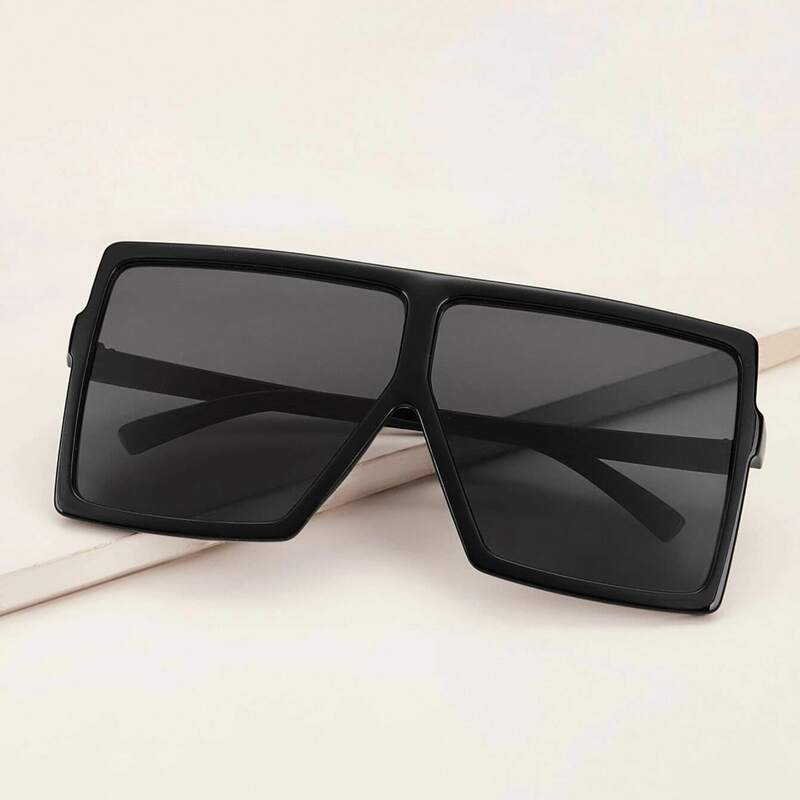 

Flat Top Sunglasses