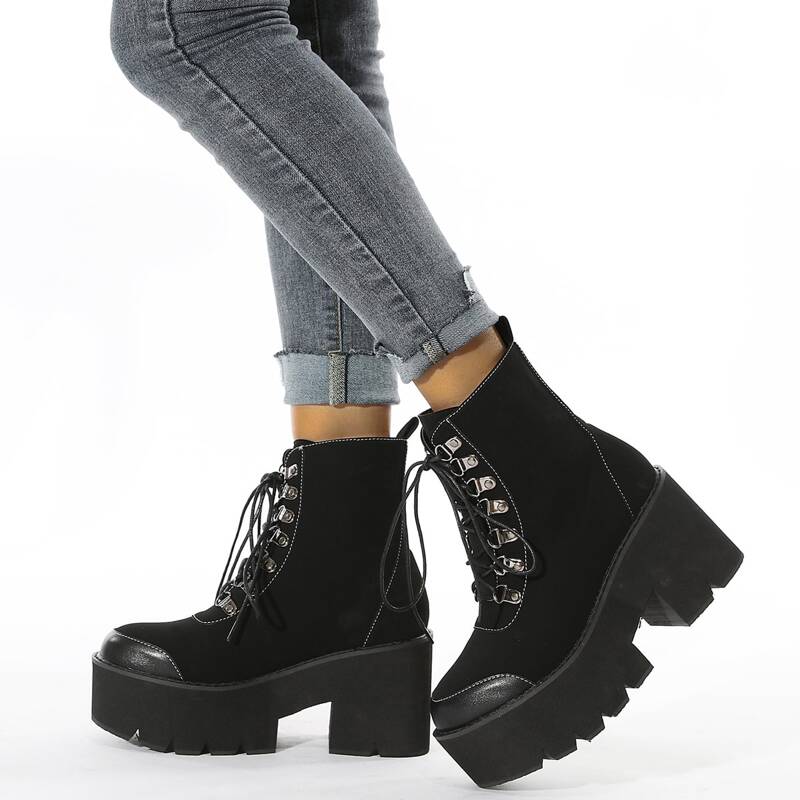 

Lace Up Front Chunky Heeled Boots, Black