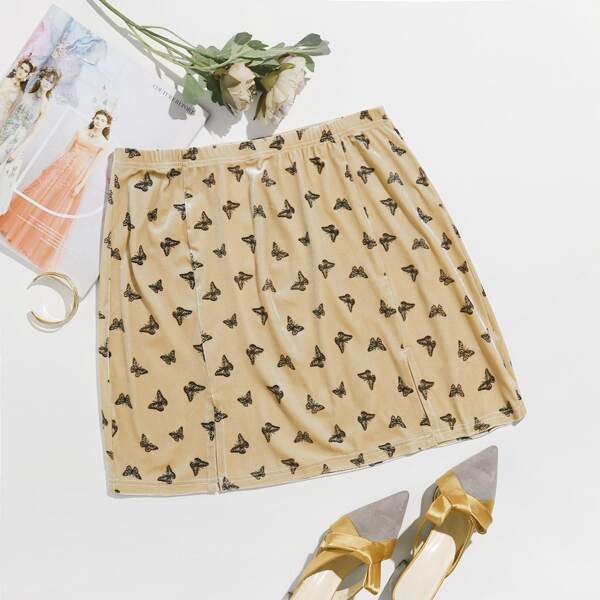 

Plus Allover Butterfly Print Velvet Mini Skirt, Khaki