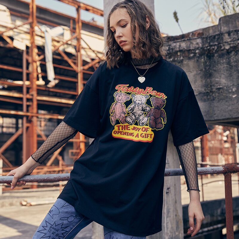 

Cartoon Bear Pattern Oversized Tee, Black