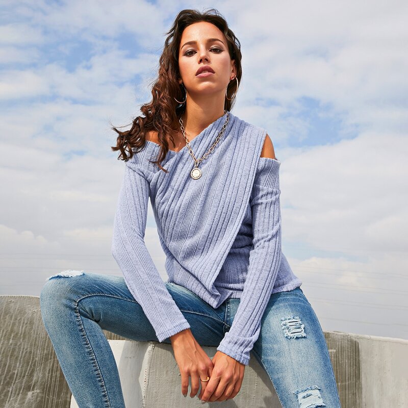 

Asymmetrical Neck Solid Top, Blue pastel