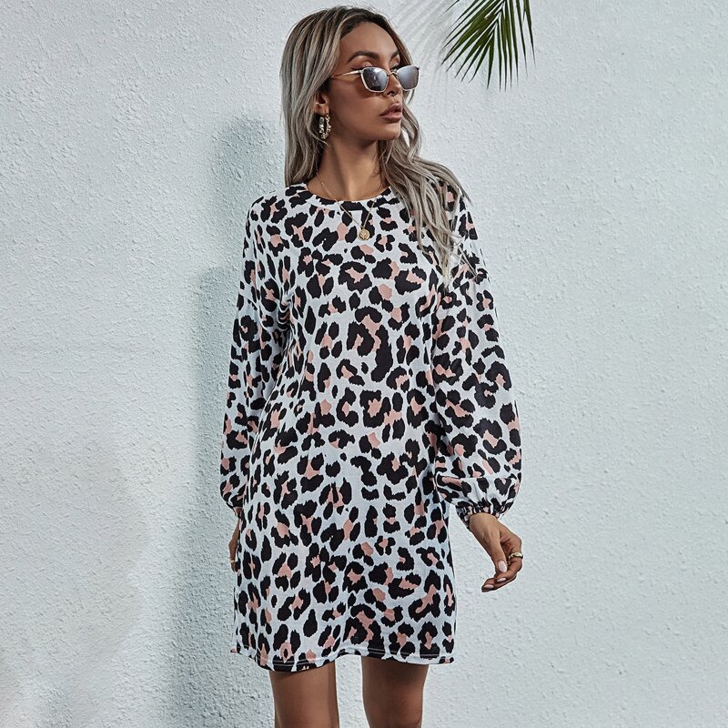 

Lantern Sleeve Leopard Tee Dress, Multicolor