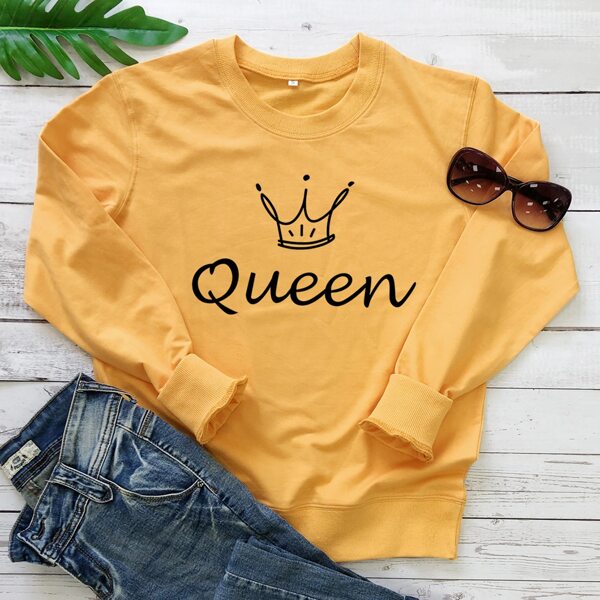 

Crown And Letter Graphic Sweatshirt, Mustard yellow