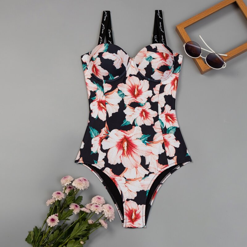 

Floral Underwire One Piece Swimsuit, Multicolor