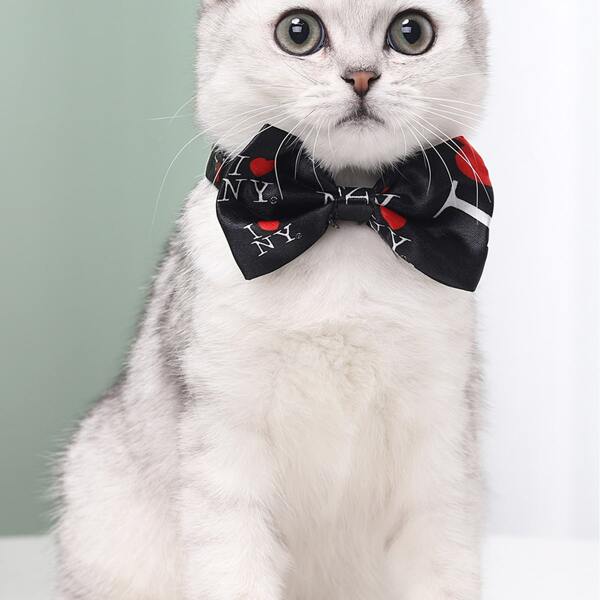 

Heart Print Cat Bow Tie, Black