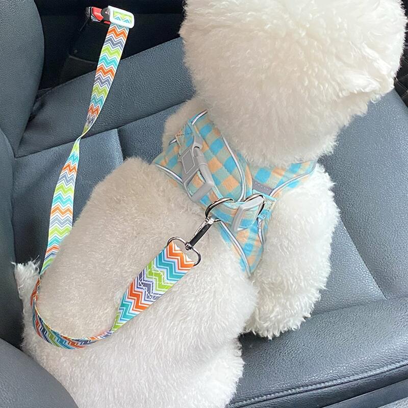 

Chevron Pattern Dog Car Seat Belt, Multicolor