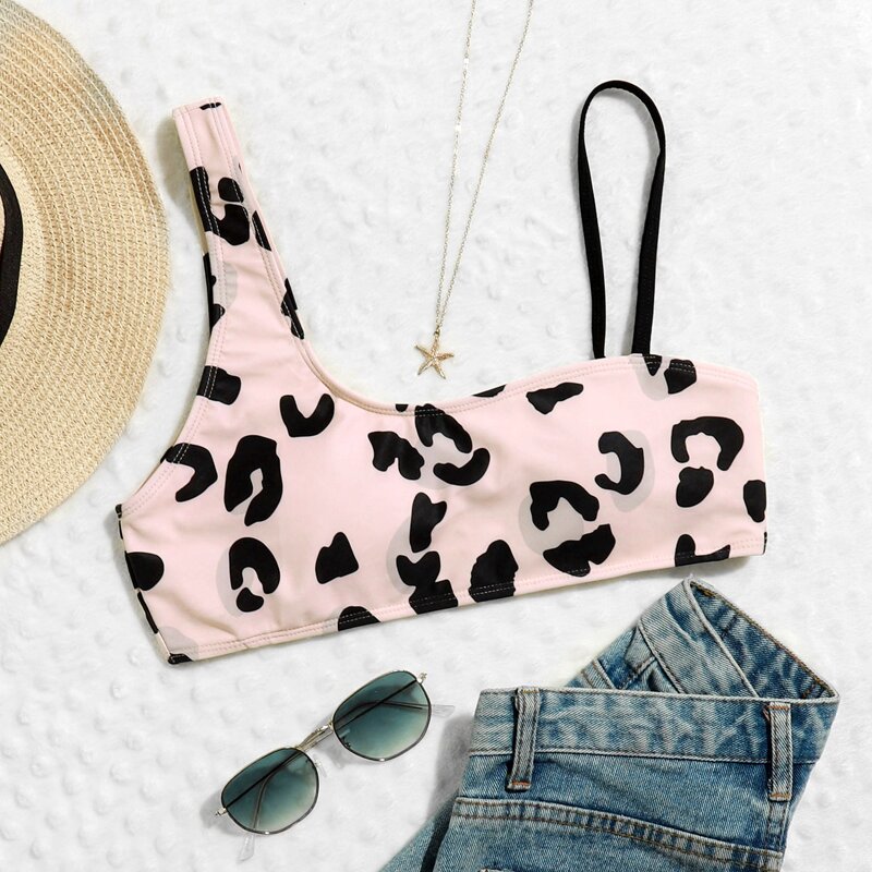 

Leopard Asymmetric Neck Bikini Top, Multicolor