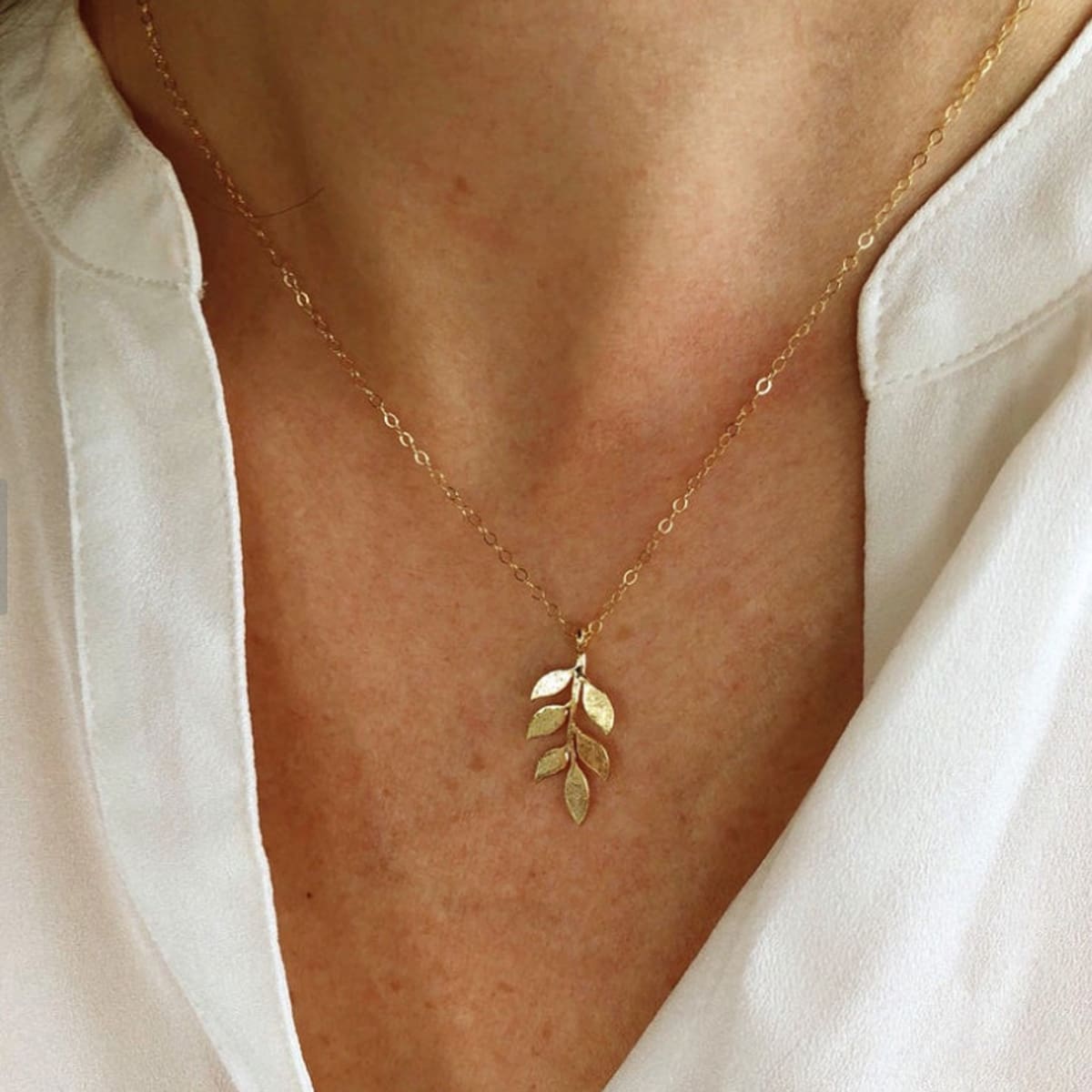 

Leaf Pendant Chain Necklace, Gold