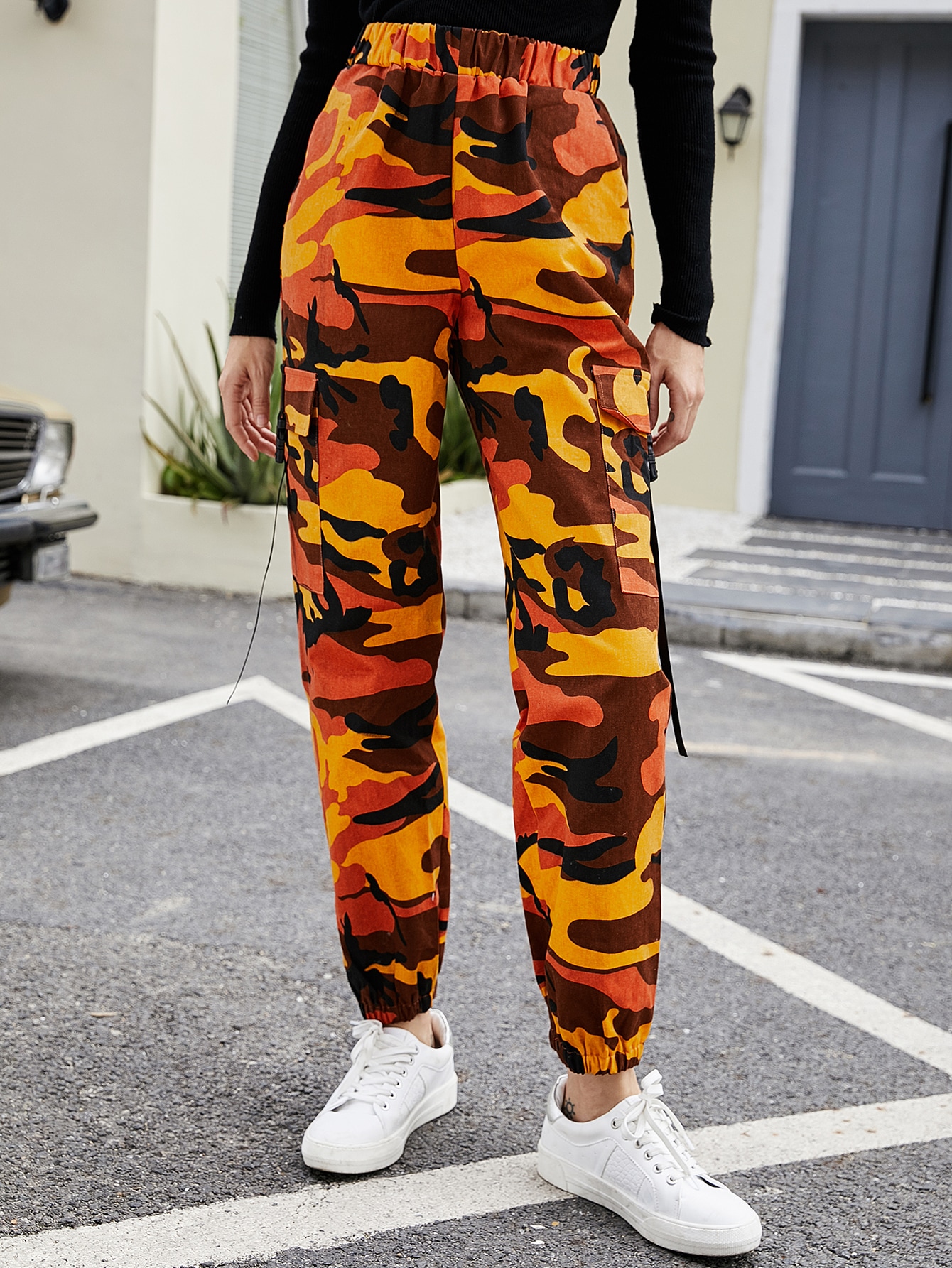 Pantalones cargo de cintura elástica con estampado de camuflaje | Mode de  Mujer | SHEIN España