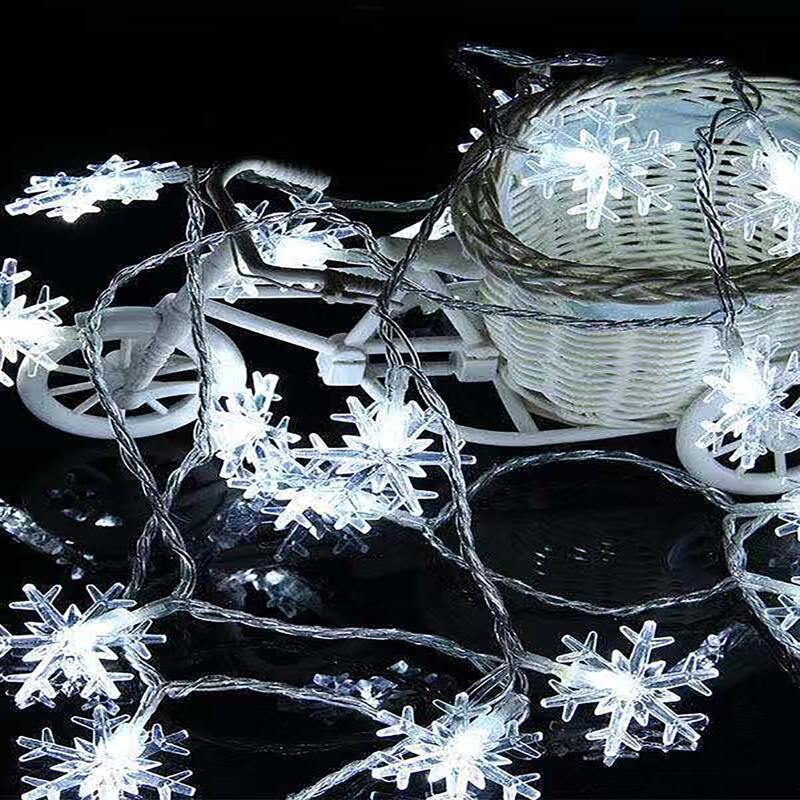 

2M Snowflake Bulb String Light, White