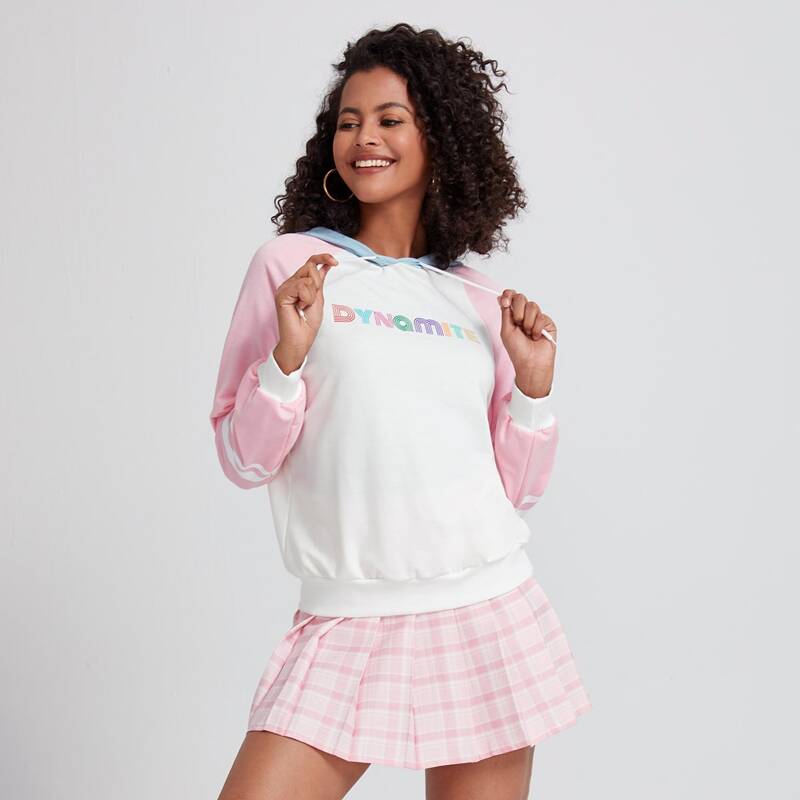 

Letter Graphic Colorblock Drawstring Hoodie, Multicolor