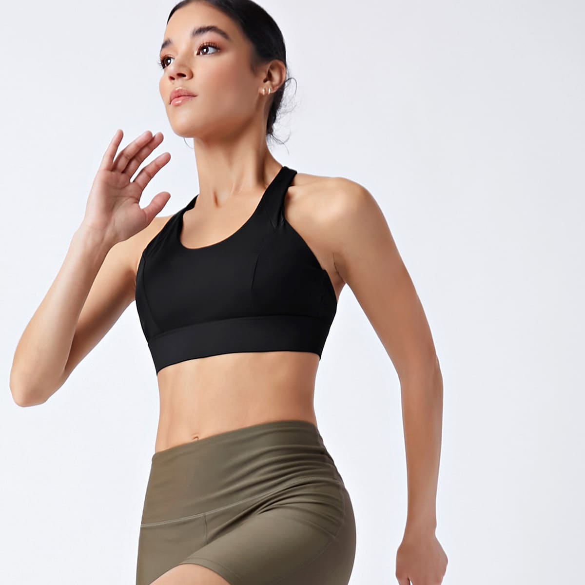 

Breathable Minimizes Bounce Seamless Sports Bra - Medium Support, Black