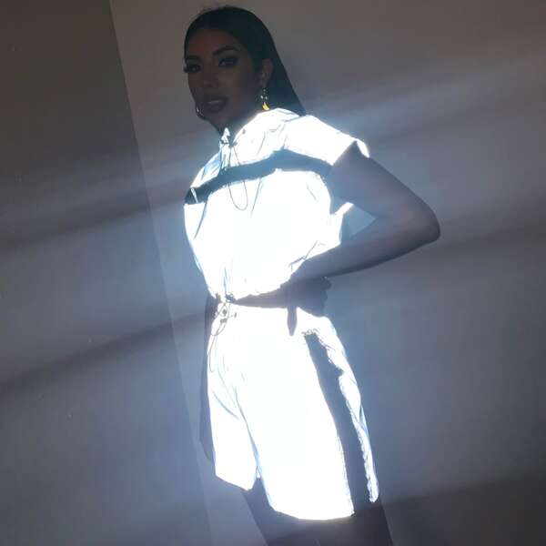 

Reflective Mesh Insert Crop Hoodie & Shorts Set, Silver