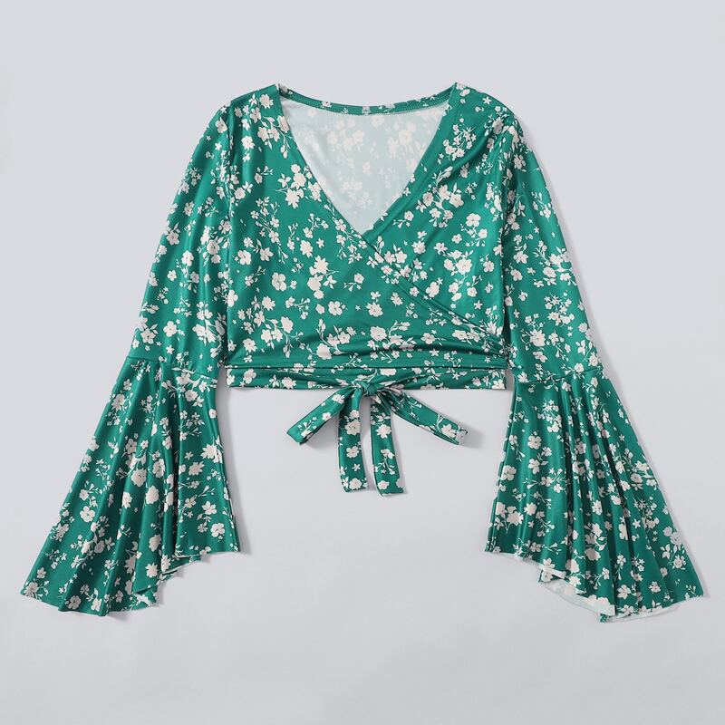 

Ditsy Flower Wrap Crop Blouse, Green