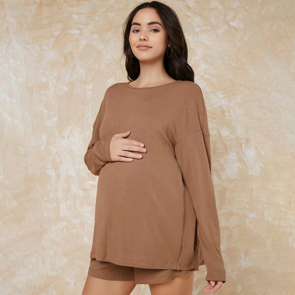 

Maternity Drop Shoulder Rib-knit Tee & Stretchable Shorts PJ Set, Mocha brown
