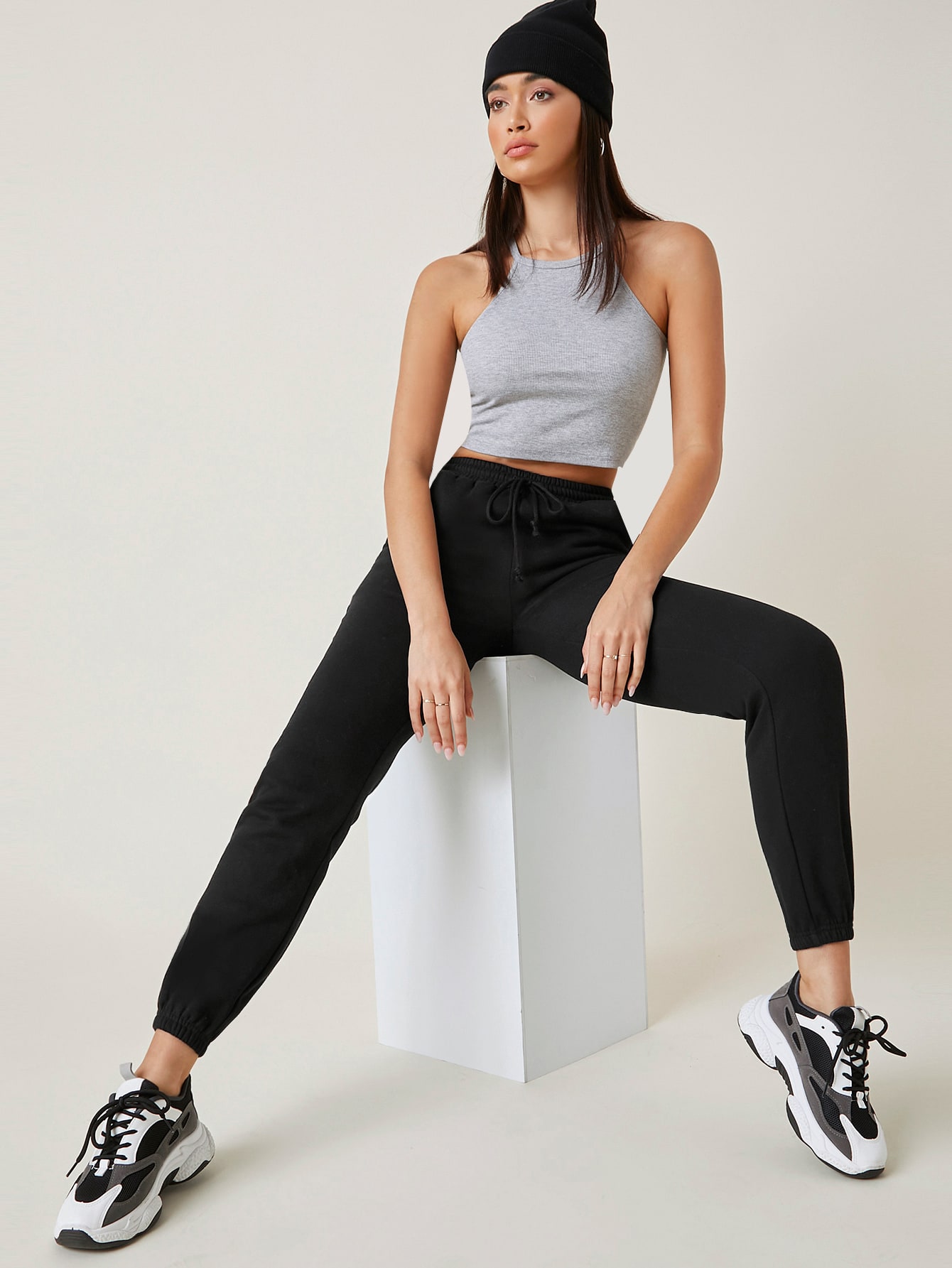 Drawstring Waist Slant Pocket Solid Fleece Joggers thumbnail