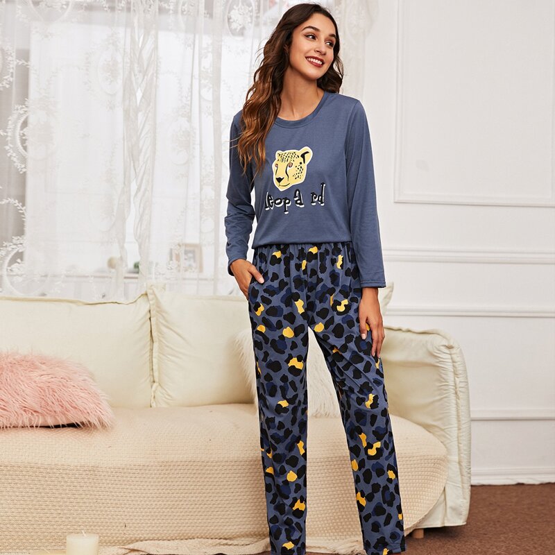 

Leopard And Letter Graphic Pajama Set, Blue