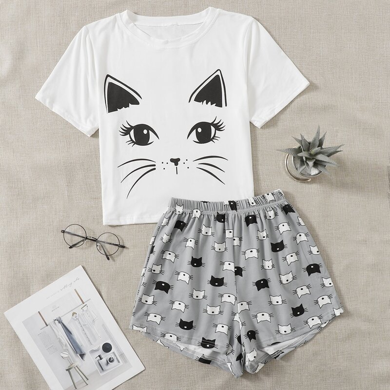 

Cartoon Graphic Short Sleeve Pajama Set, Multicolor