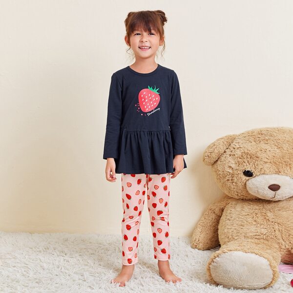 

Toddler Girls Strawberry And Letter Graphic PJ Set, Multicolor
