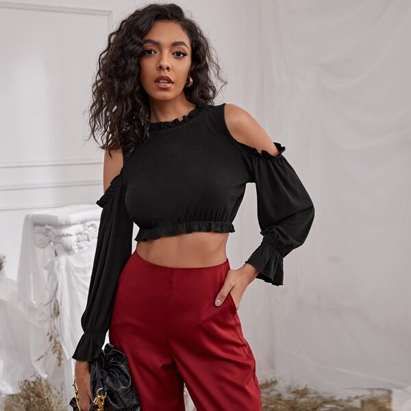 

Cold Shoulder Frill Trim Rib-knit Crop Tee, Black