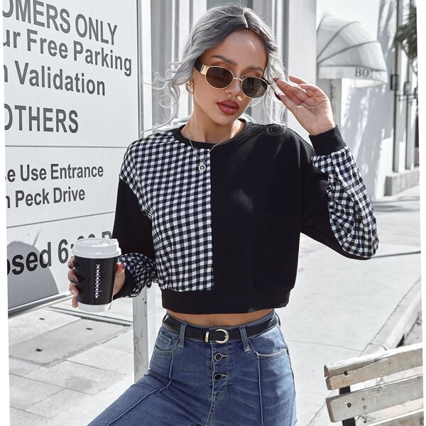

Gingham Spliced Drop Shoulder Crop Sweatshirt, Black and white