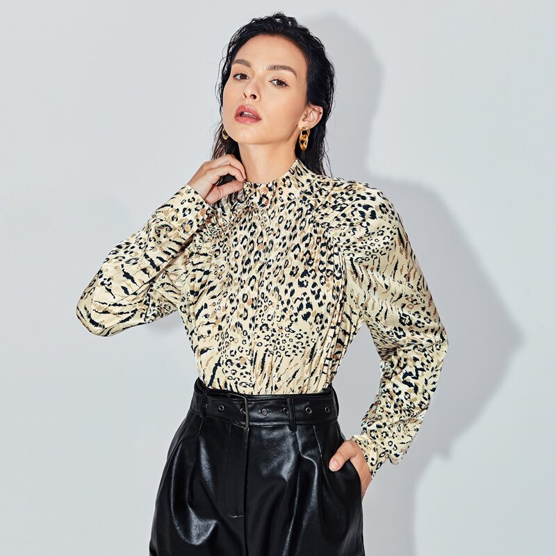 

Mock Neck Raglan Sleeve Leopard Blouse, Multicolor