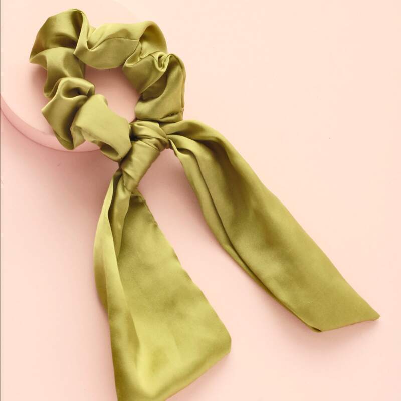 

1pc Satin Scrunchie Scarf, Green