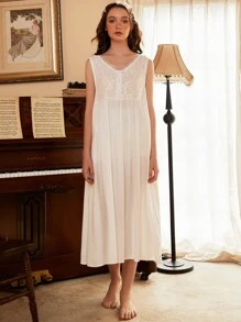 PalaceNights Floral Embroidery Pajama Night Dress & Tie Front Robe White Set, Fall Winter Clothes - White - View 6
