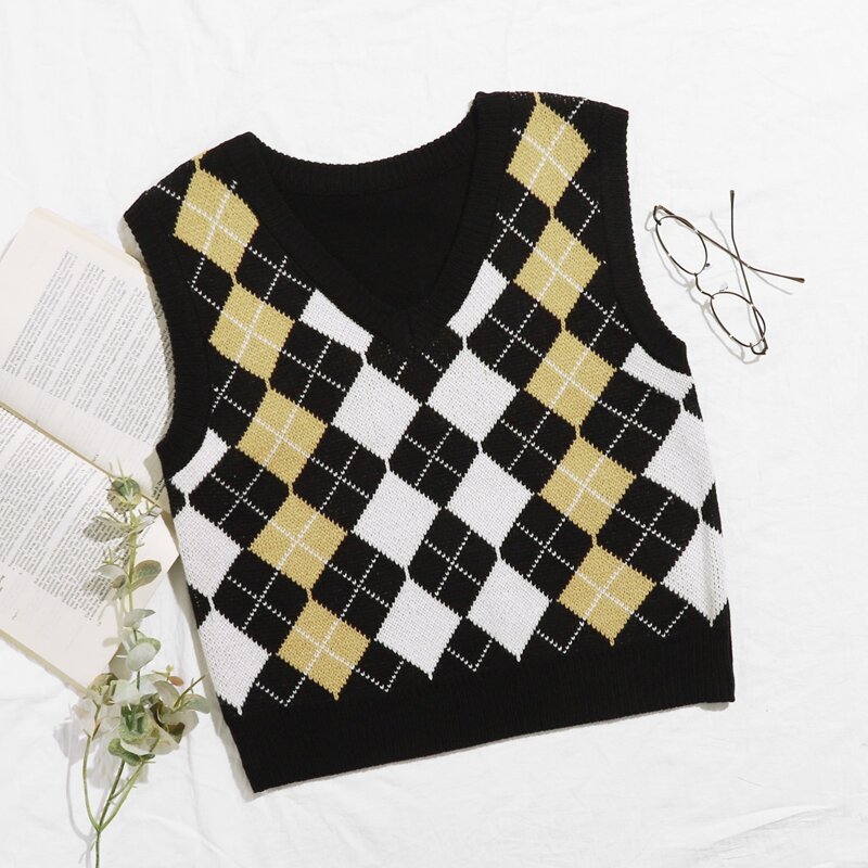 

V Neck Argyle Sweater Vest, Black
