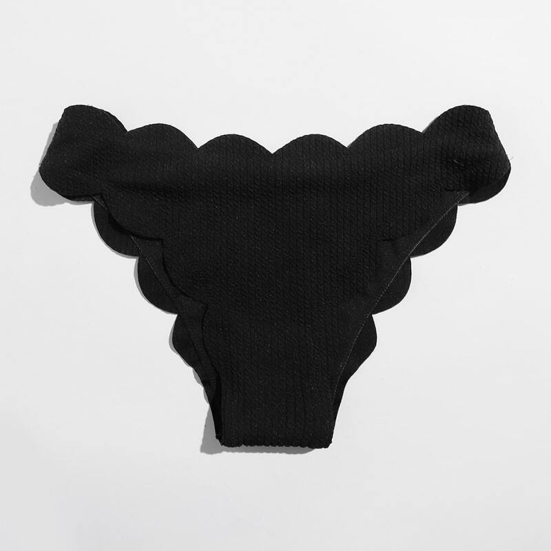 

Scallop Trim Bikini Bottom, Black