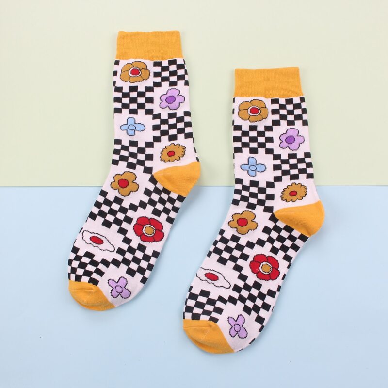 

1pair Floral & Checkered Crew Socks, Multicolor