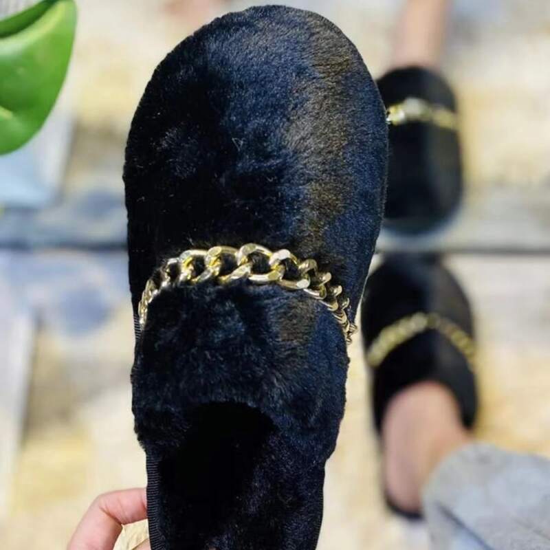 

Chain Decor Fluffy Slippers, Black
